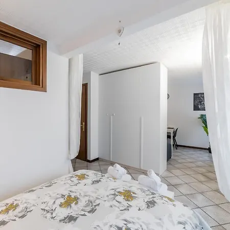 Centro Storico - Leonardo House Lägenhet